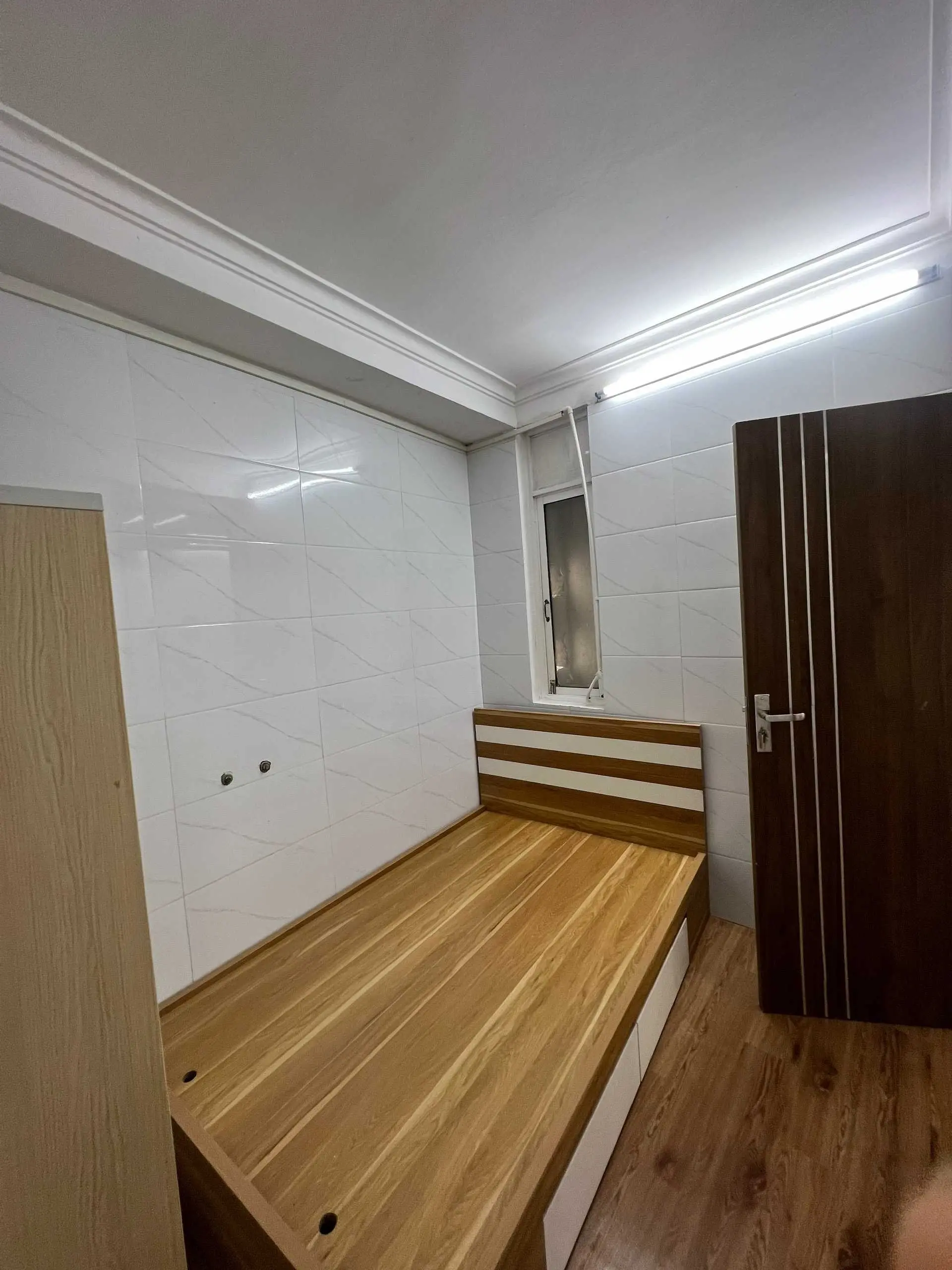CCMN THANG MÁY - ROYAL CITY - Nguyễn Trãi - Thanh Xuân 80m2 - 3 ngủ + 2 wc giá 1.95 tỷ nhà như ảnh