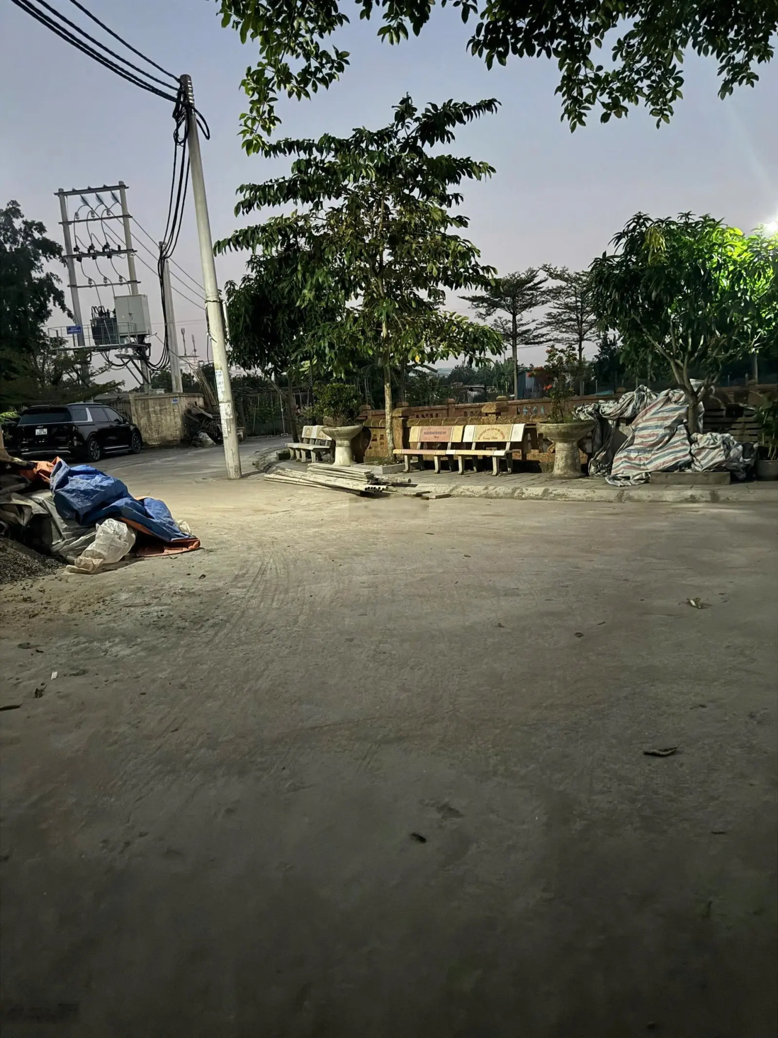 43,8m2 ich Vịnh, Phương Đình ô tô tải tránh nhau