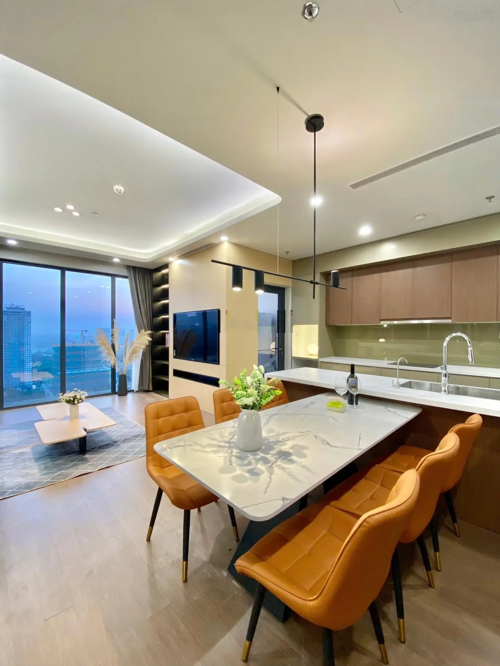 Chính chủ bán căn 3N chỉ 10tỷ - 120m2 Full đồ - BRG 25 Lê Văn Lương - Cam Kết rẻ nhất thị trường