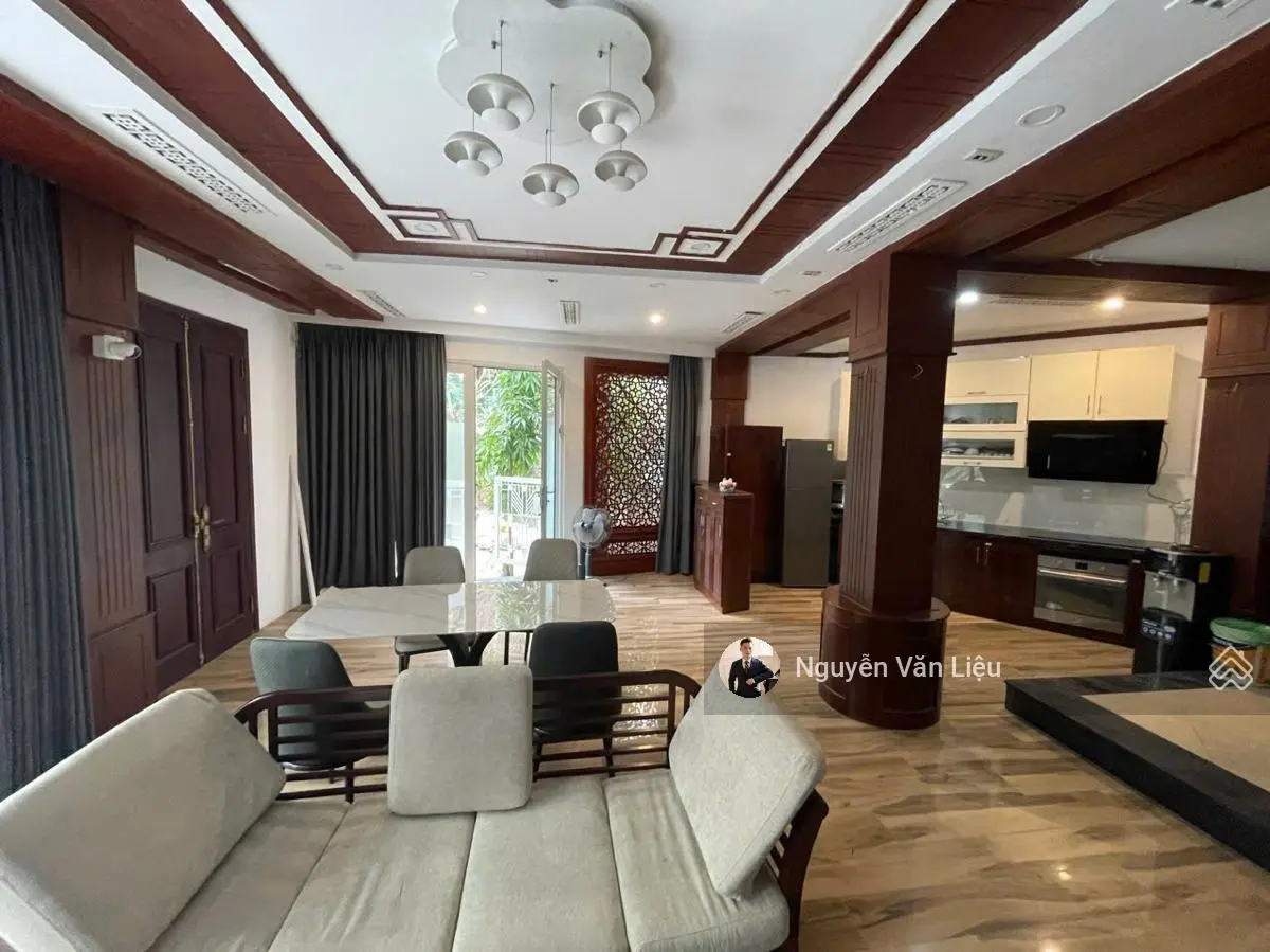Chính chủ bán biệt thự sân vườn trung tâm ba đình, 2 mặt tiền, ô tô tránh, 130m 4t mt7m