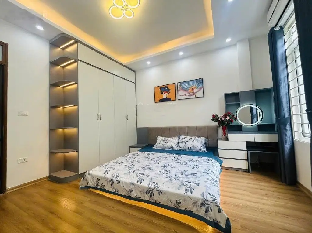 Cực phẩm Tân Khai, Dương Văn Bé, nhà đẹp 45m2, 5 tầng - 3 thoáng - ô tô ngần nhà giá 6,3tỷ