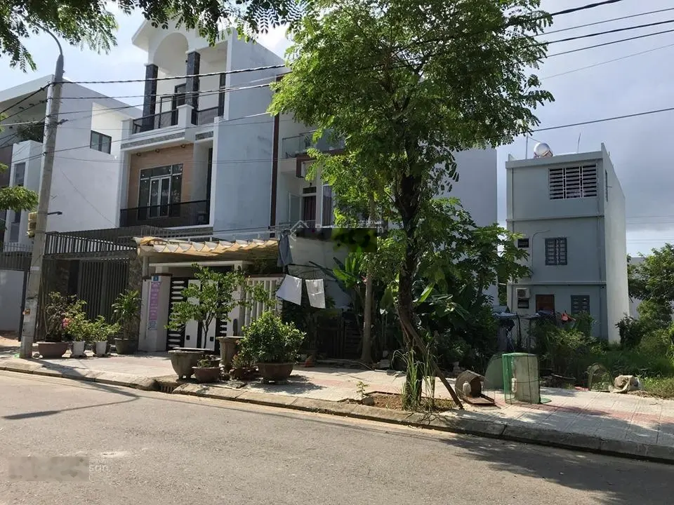 Cần bán gấp lô đất Nại Nam 8, ngay cạnh siêu thị Lotte Mart - Liên hệ: 0932 284 ***