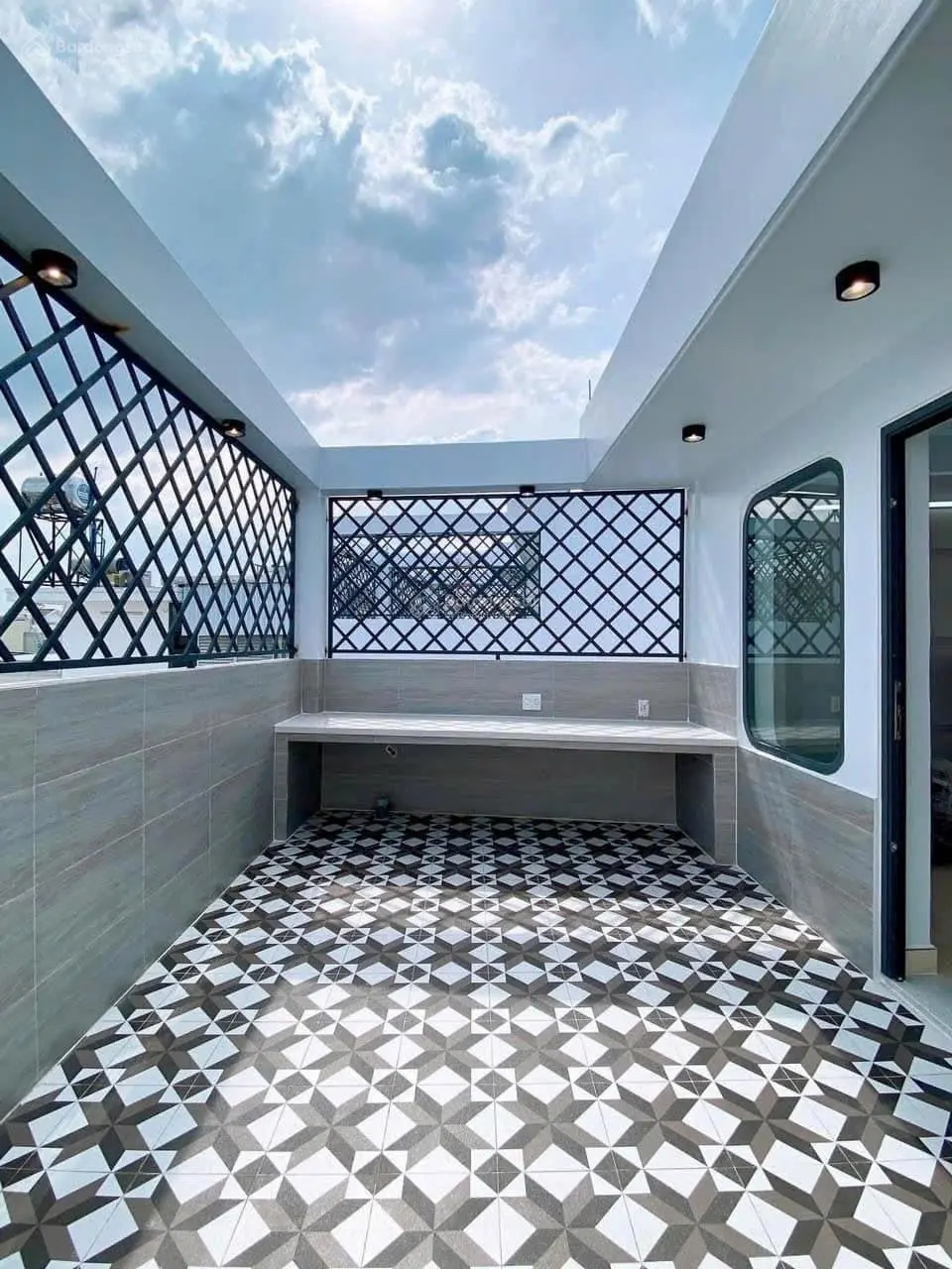 Cần bán nhà đường Nguyễn Đình Chiểu-P3-Q3, gần ngã 6 Cộng Hòa. 3tỷ820/72,8m2 đang cho thuê 26triệu