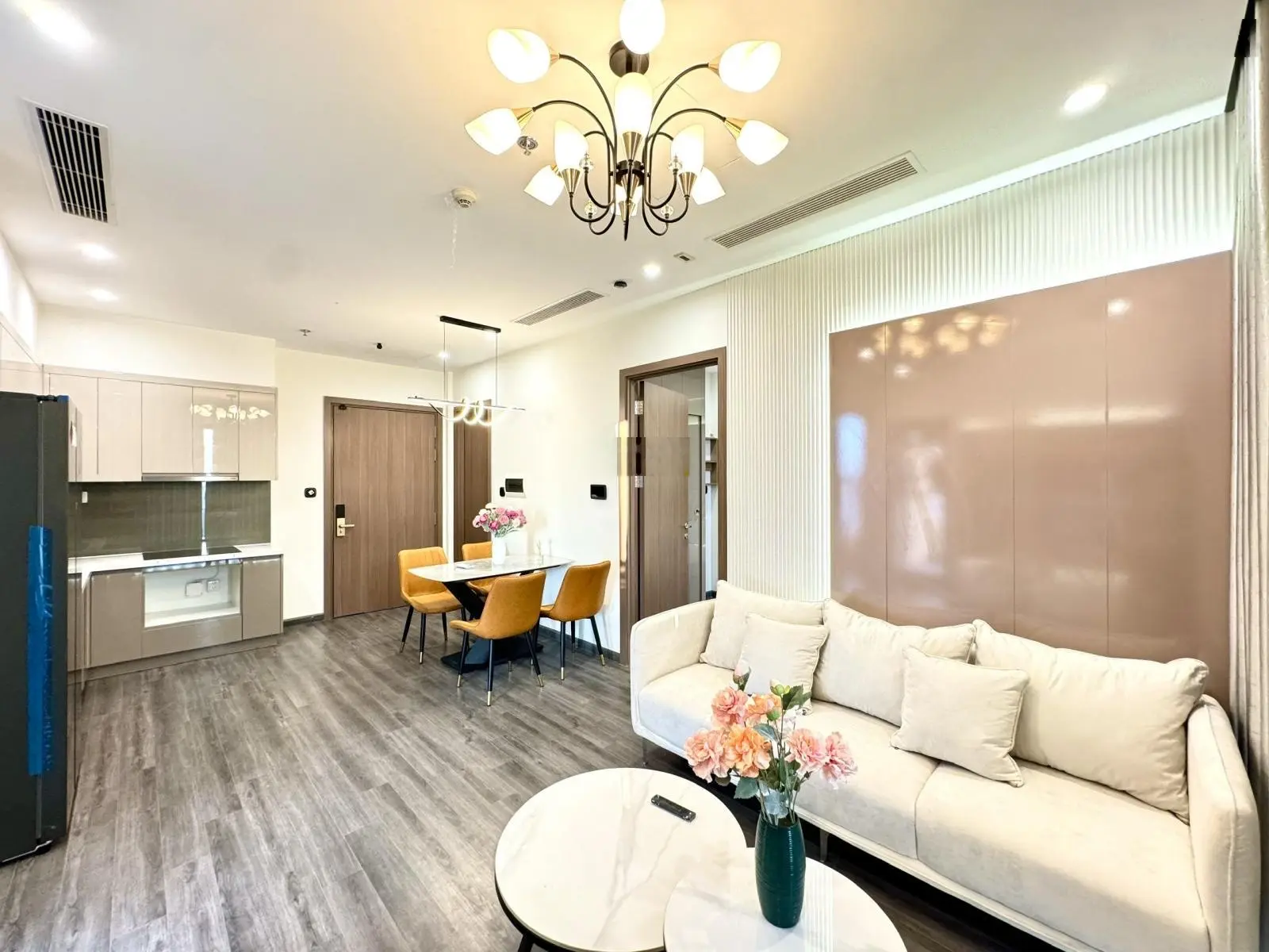 Chỉ với 850tr sở hữu ngay căn 2PN đã có sổ , đang có hợp đồng thuê 2 năm mỗi tháng nhận về 8.3tr