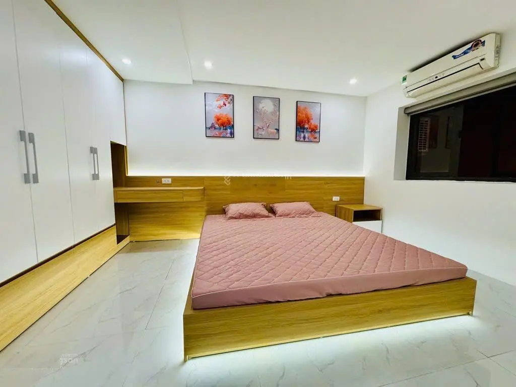 Căn nhà sát phố minh khai-full đồ cực đẹp-7 phòng-ngõ nông-oto đỗ