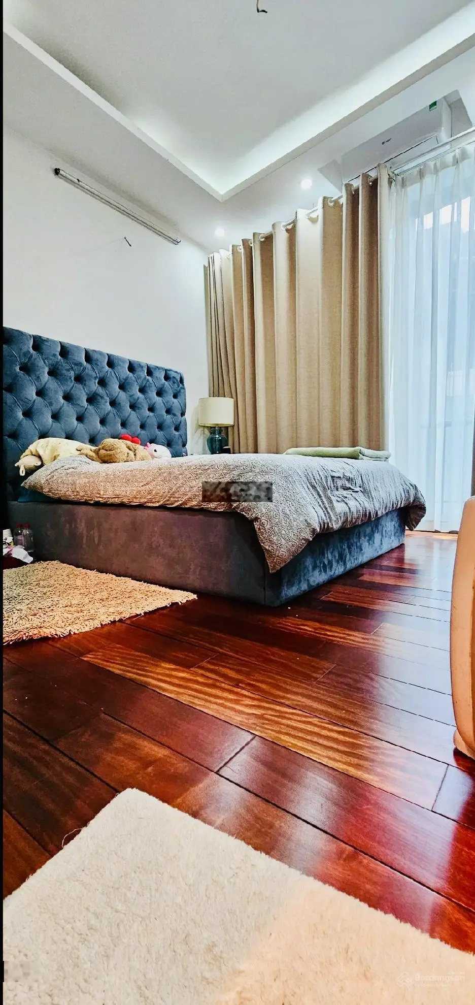 Nhà đẹp hiện đạidân xây-nội thất cao cấp-ngõ thông-gần ô tô-dòng tiền-nhỉnh 8-ba đình diện tí