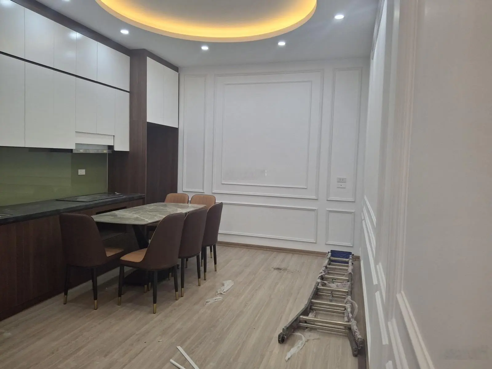 nhà phân lô 14 .5tỷ - 50m2 x 5tang : mỗ lao - hà đông - sổ đỏ - ôtto tránh