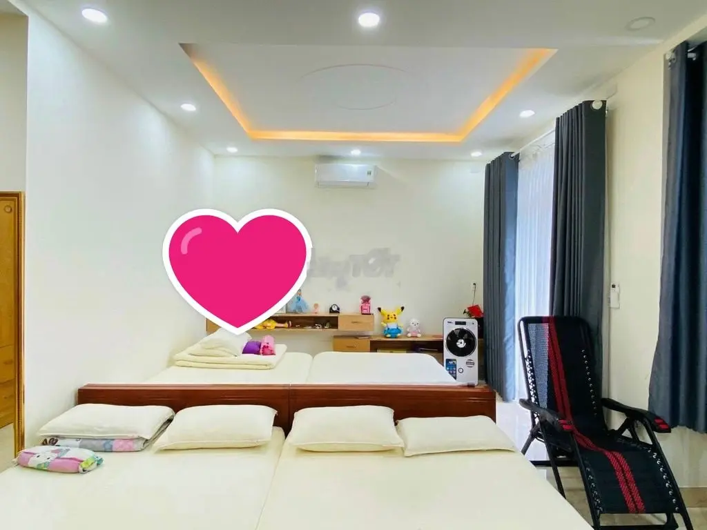 Gấp bán! Nhà đẹp Huỳnh Văn Bánh Phú Nhuận 71m2 (5,2x14m) chỉ 7,59tỷ
