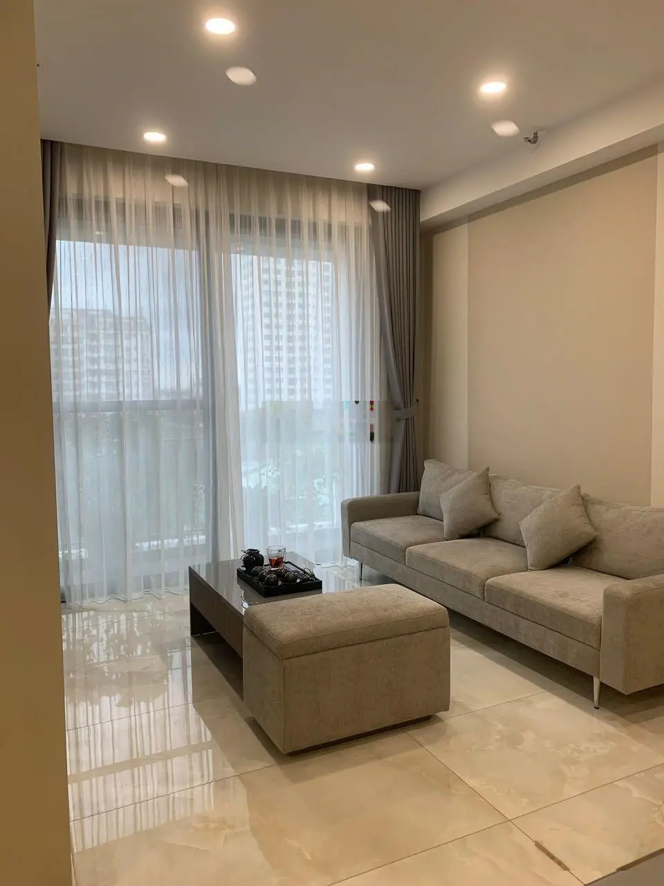 Căn hộ chung cư Asscentia 2 phòng ngủ nhà đẹp sẵn HĐ thuê, giá bán 6,6 tỷ VND , LH Lan 0906 743 ***