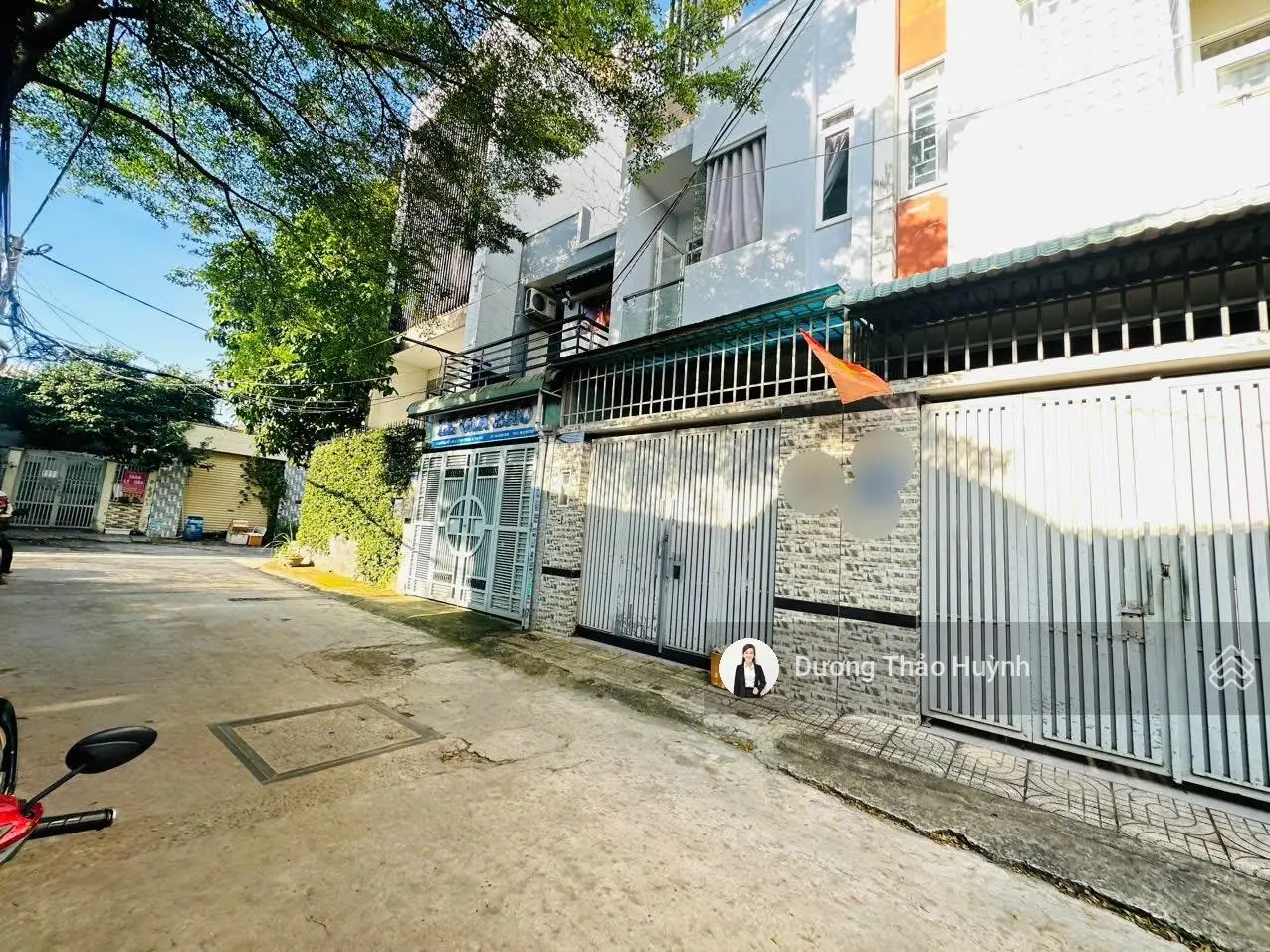 Ngộp! Bán gấp Nhà 3 Tầng Cực đẹp- sát Hoàng Diệu 2- Đường 8m Ôtô đổ cửa Giá còn TL cho khách