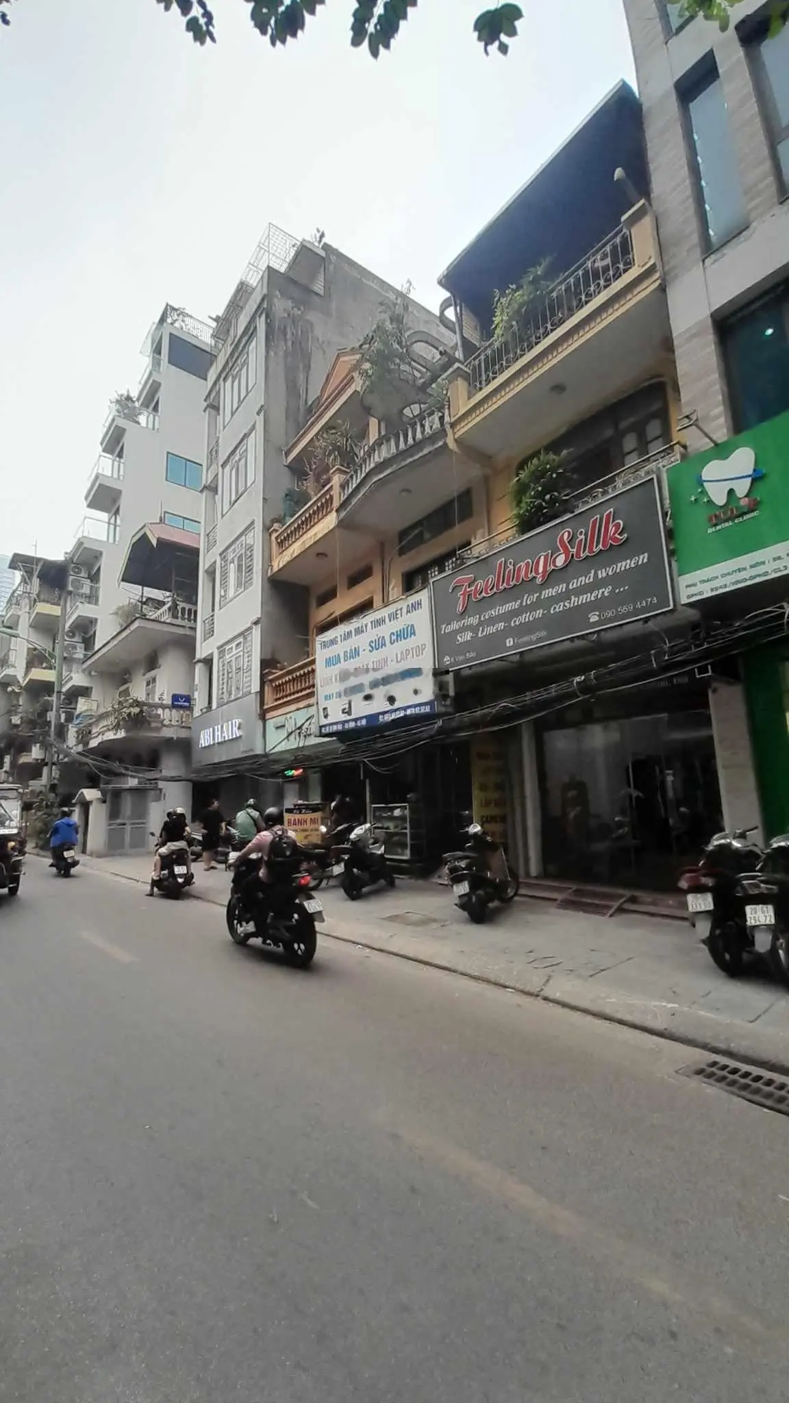 Bán nhà mặt phố quận Ba Đình 71m2 4T vừa ở vừa kinh doanh 28 tỷ Vạn Bảo