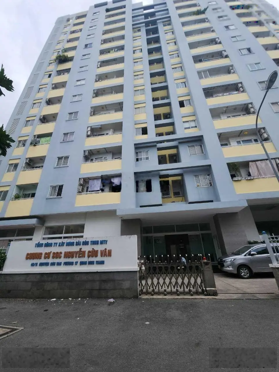 Bán chung cư SGC Nguyễn Cửu Vân, 2PN, 2WC giá chỉ 3,6 tỷ có sổ hồng
