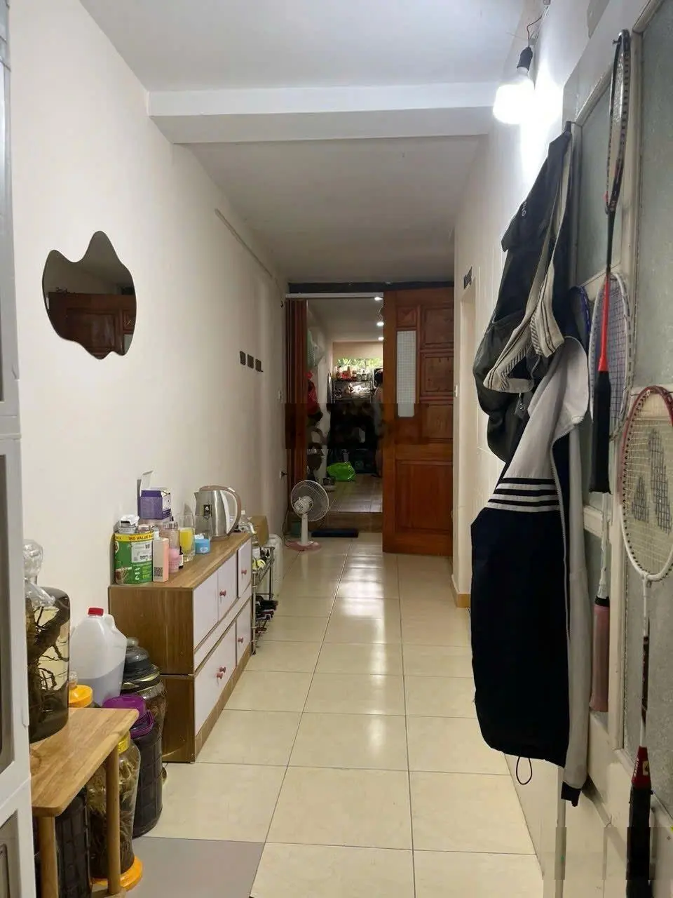 Chính chủ cần bán tập thể tầng 4 nhà D7 Phương Mai sổ đỏ 39.8m2 thực tế 77m2 có 03PN, 02 VS 3.3 tỷ