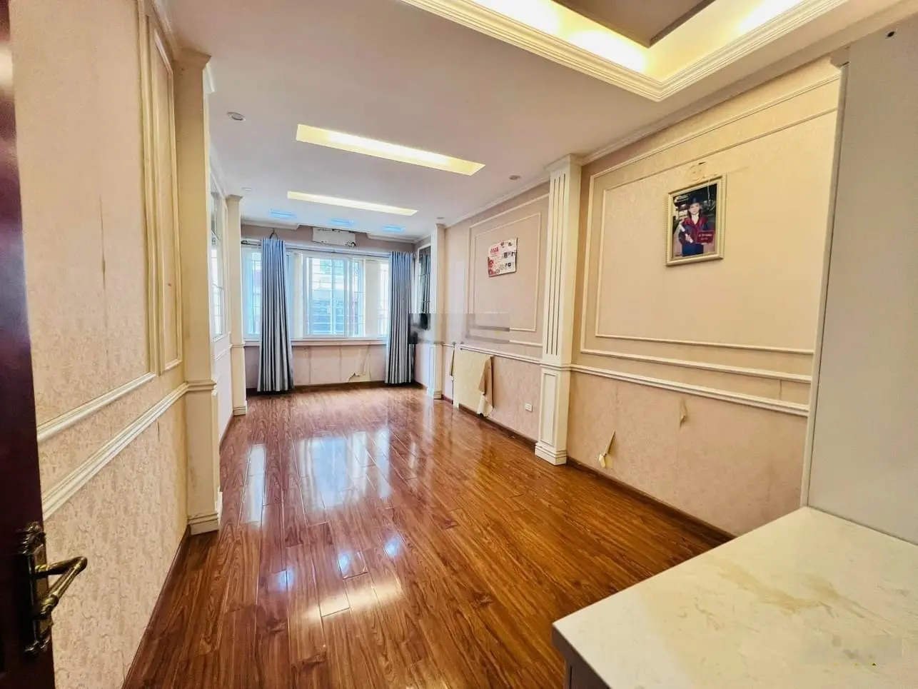 Bán nhà phố KIM MÃ - BA ĐÌNH - HÀ NỘI / DT: 36m2 x 6 Tầng / MT: 3,6m - Giá : 11,6 Tỷ .