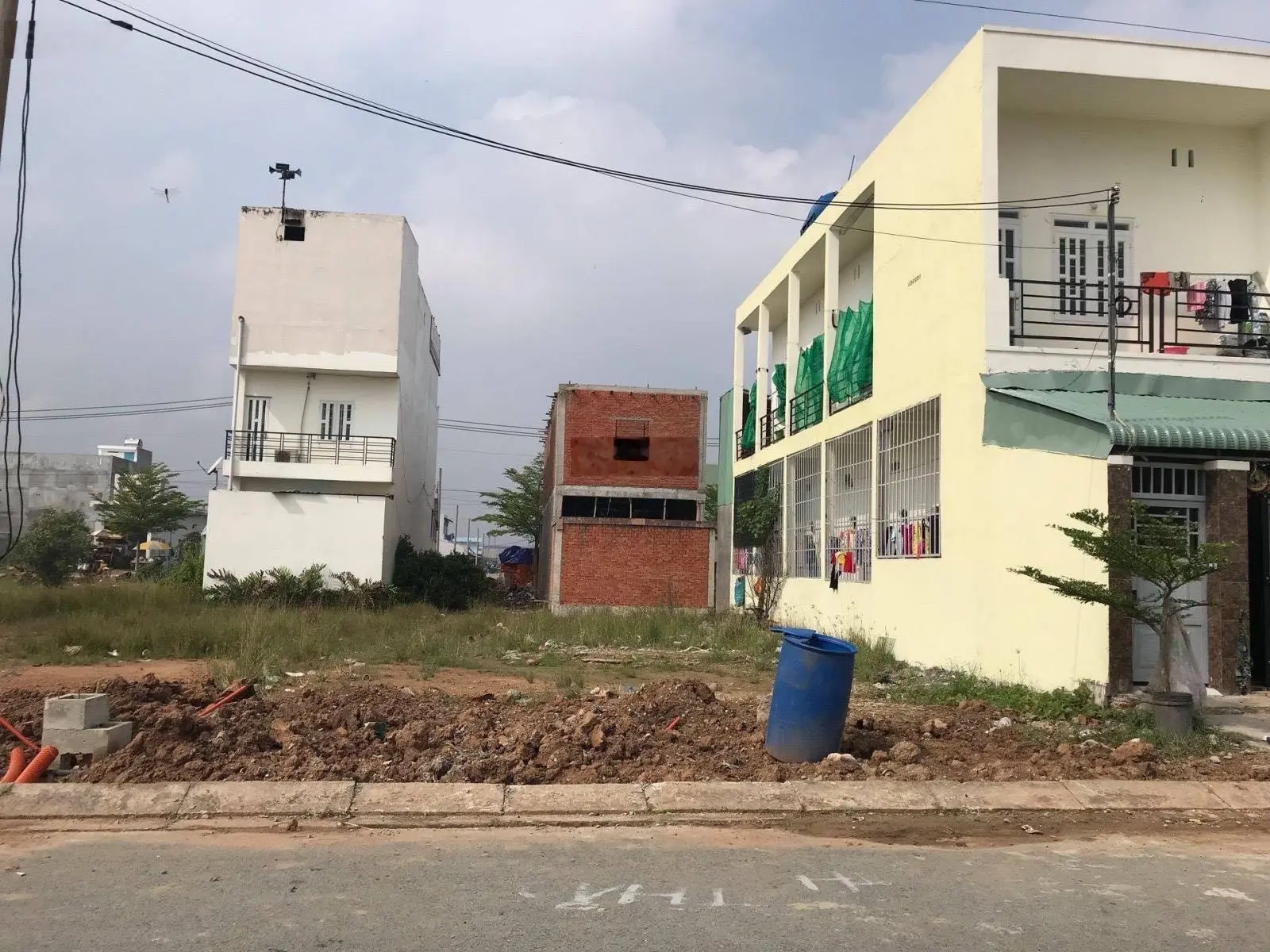 Sang gấp lô đất đường An Phú Tây, Bình Chánh, gần chợ Thuận Đạt, 1,7 tỷ/80m2. LH: 0903 164 ***