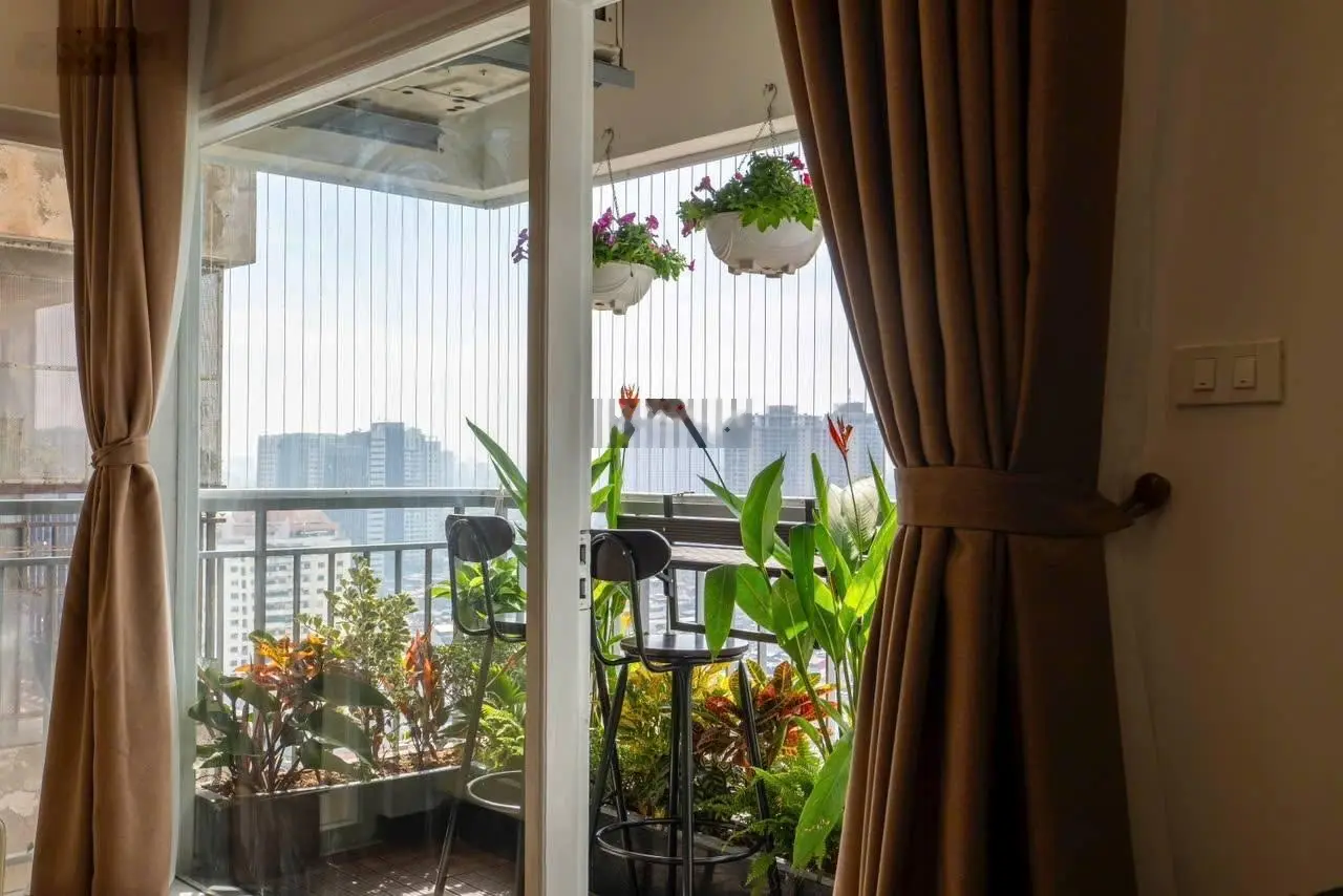 Hơn 20 tỷ, sở hữu căn nhà, 73m2, 4tầng, mặt Phố Hoàng Văn Thái, Quận Đống Đa, vị trí kinh doanh tốt