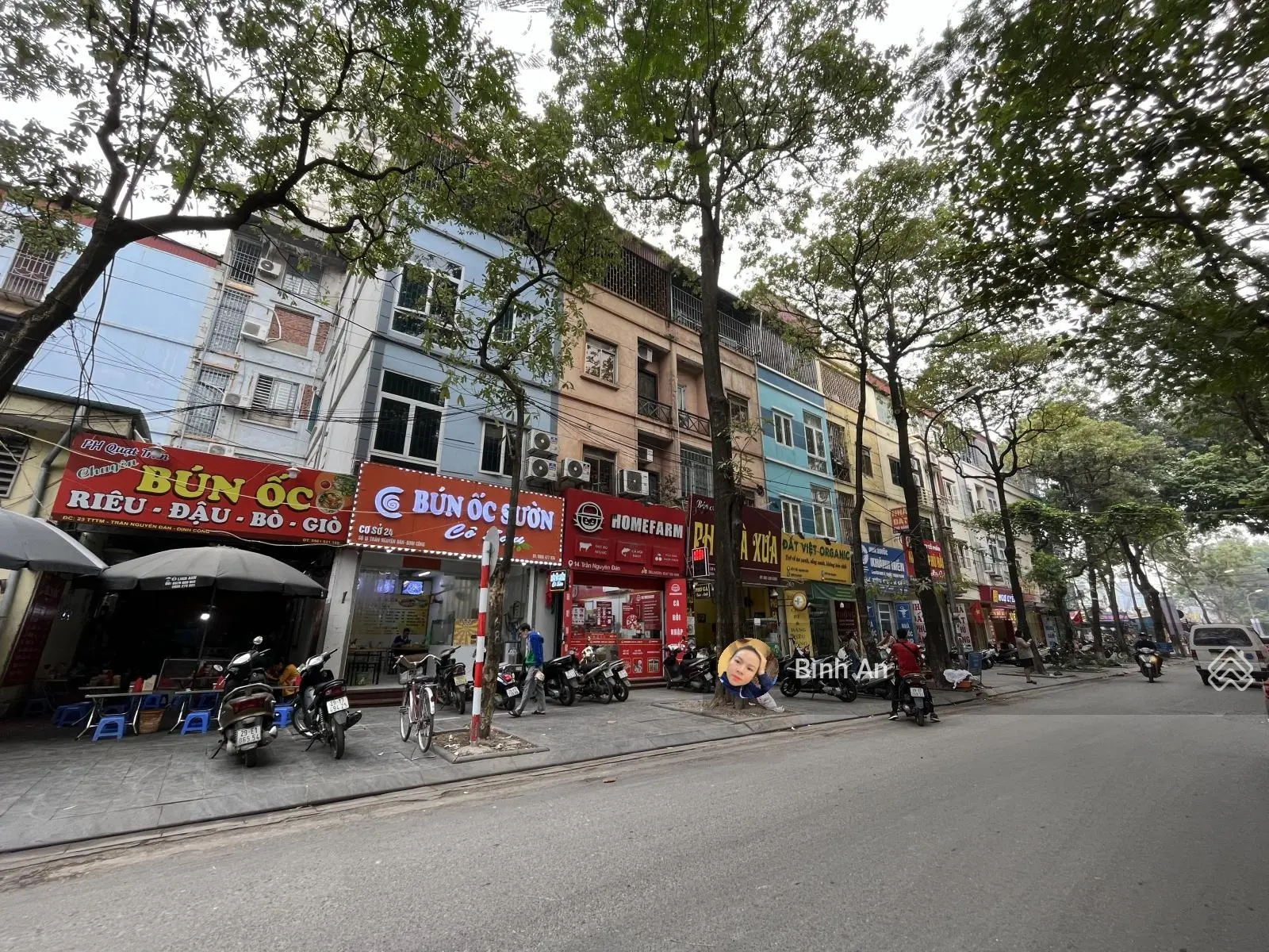 Bán gấp nhà mặt phố Trần Nguyên Đán vỉa hè đá bóng kinh doanh sầm uất. Dân cư tấp nập giá chỉ 25tỷ