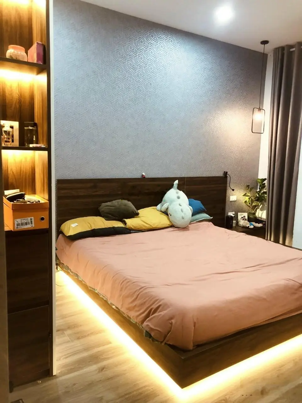Bán nhanh căn góc 2 ngủ 2 logia 75.5m2 The Pride Hà Đông - Đủ đồ - view thoáng