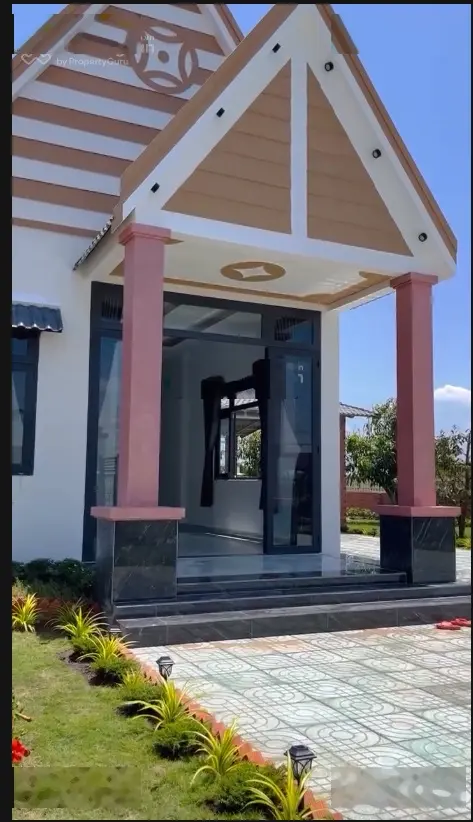 Bán gấp căn nhà vườn nghỉ dưỡng, sổ hồng riêng. Tiện ích xung quanh đầy đủ