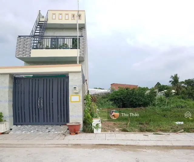 Bán đất mặt tiền Đ.Võ Văn Kiệt, P.2, TP.Sóc Trăng, Giá 550triệu/125m2 Thổ cư, Ngay Quân Khu 9. SHR