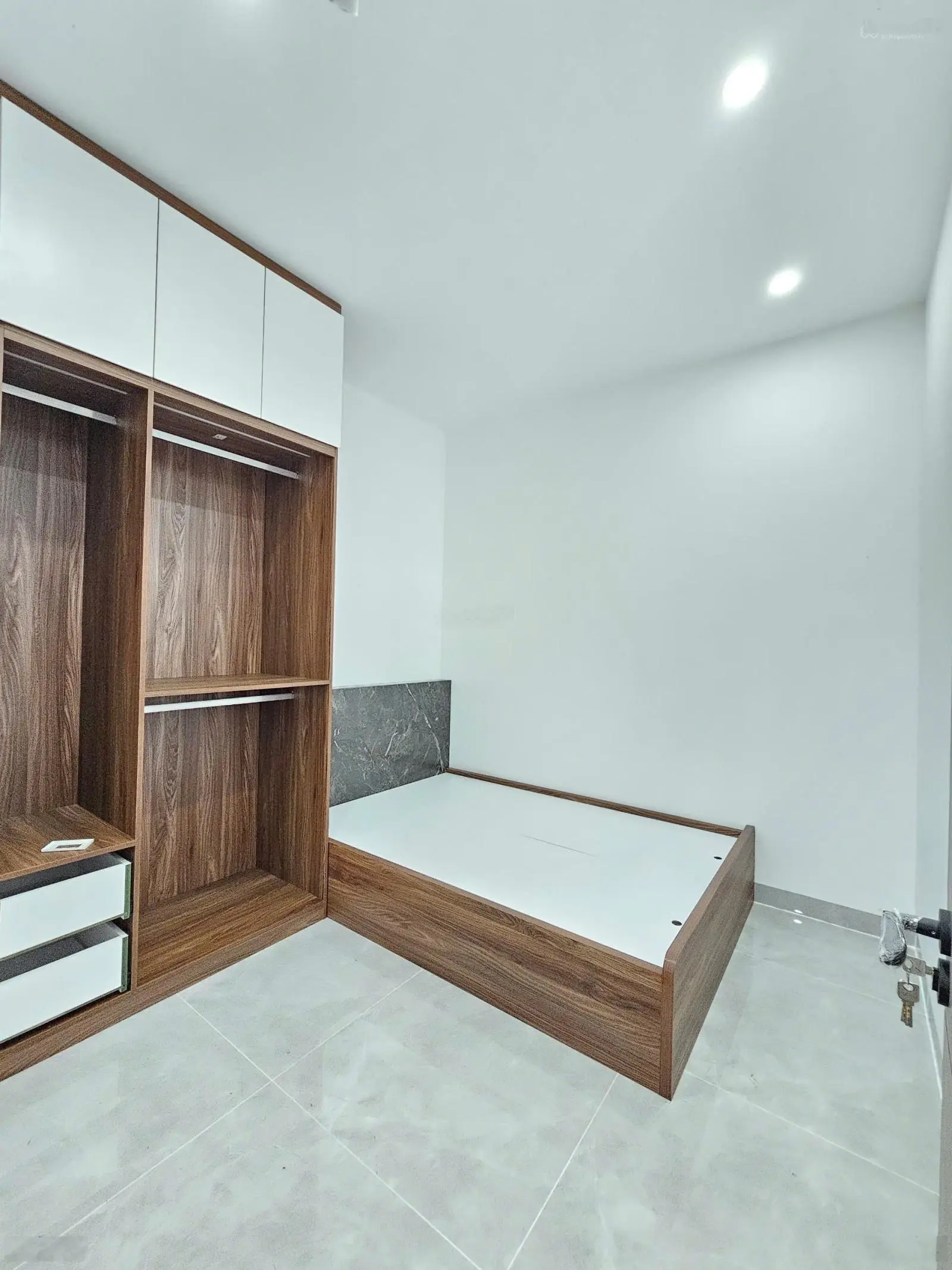 Nhà đẹp Thuận An đã hoàn công, đường 12m thông 2 đầu