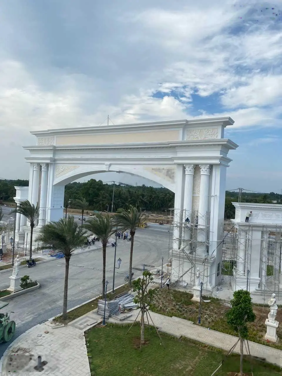 Bán đất dự án Agora city 108m2 ngang 6m dài 18m giá chỉ 19tr/m2