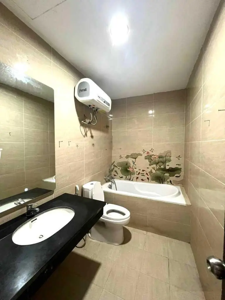 Chính chủ bán chung cư Hồ Gươm Plaza Trần Phú, Hà Đông 3PN 2WC DT: 124m2 giá: 5,6 tỷ 0523 018 ***