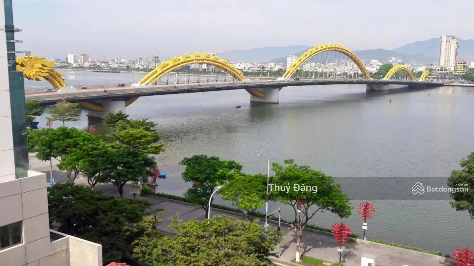 Bán nhanh toà căn hộ 9 tầng 14 phòng Doanh Thu hơn 1.2 tỷ/năm đường Cao Bá Quát- Gần sát Cầu Rồng