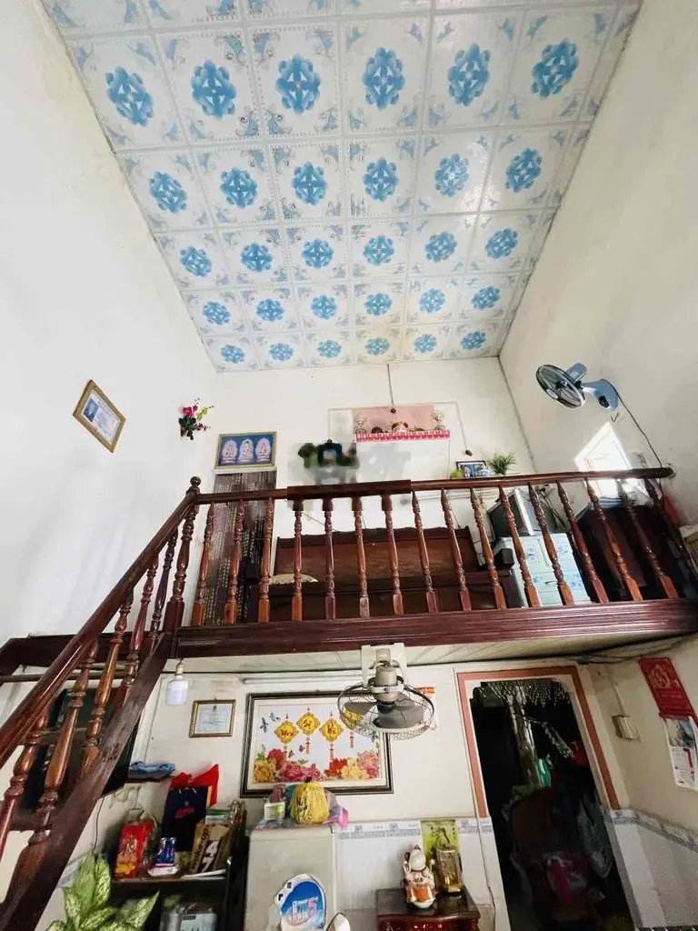 lê cơ hẻm xe tải kinh doanh căn góc dt 4*14 giá 4ty2 tl tốt