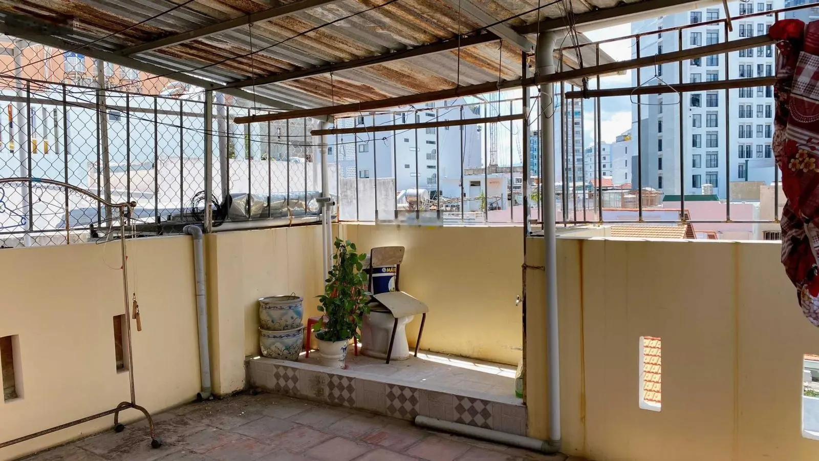 Bán nhà 4 tầng gần Tháp Trầm Hương ngay TTTP Nha Trang, đang cho thuê, sổ hồng hoàn công
