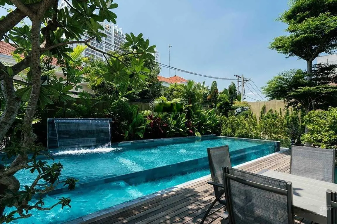 Thảo Điền - biệt thự 400m2 - 3 tầng đẹp - sân vườn hồ bơi - chỉ 58 tỷ