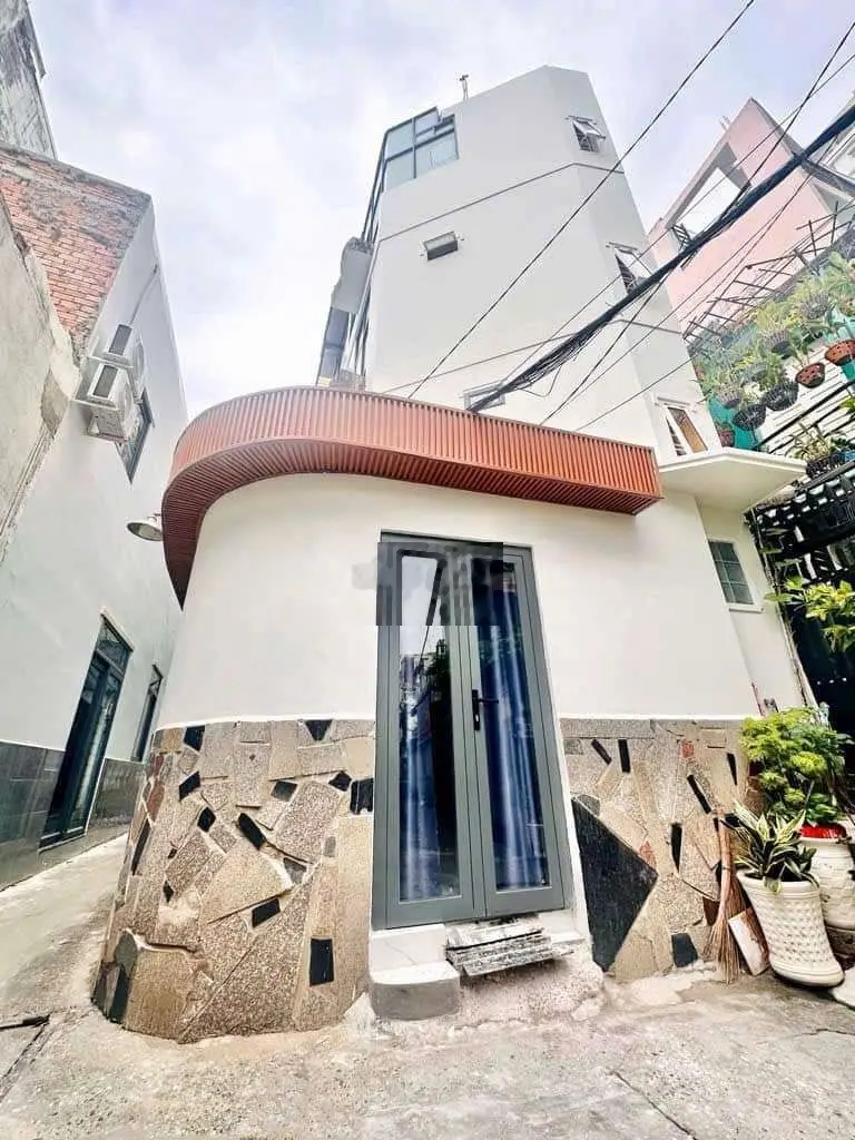 Nhà 2 mặt tiền Phan Xích Long Quận Phú Nhuận