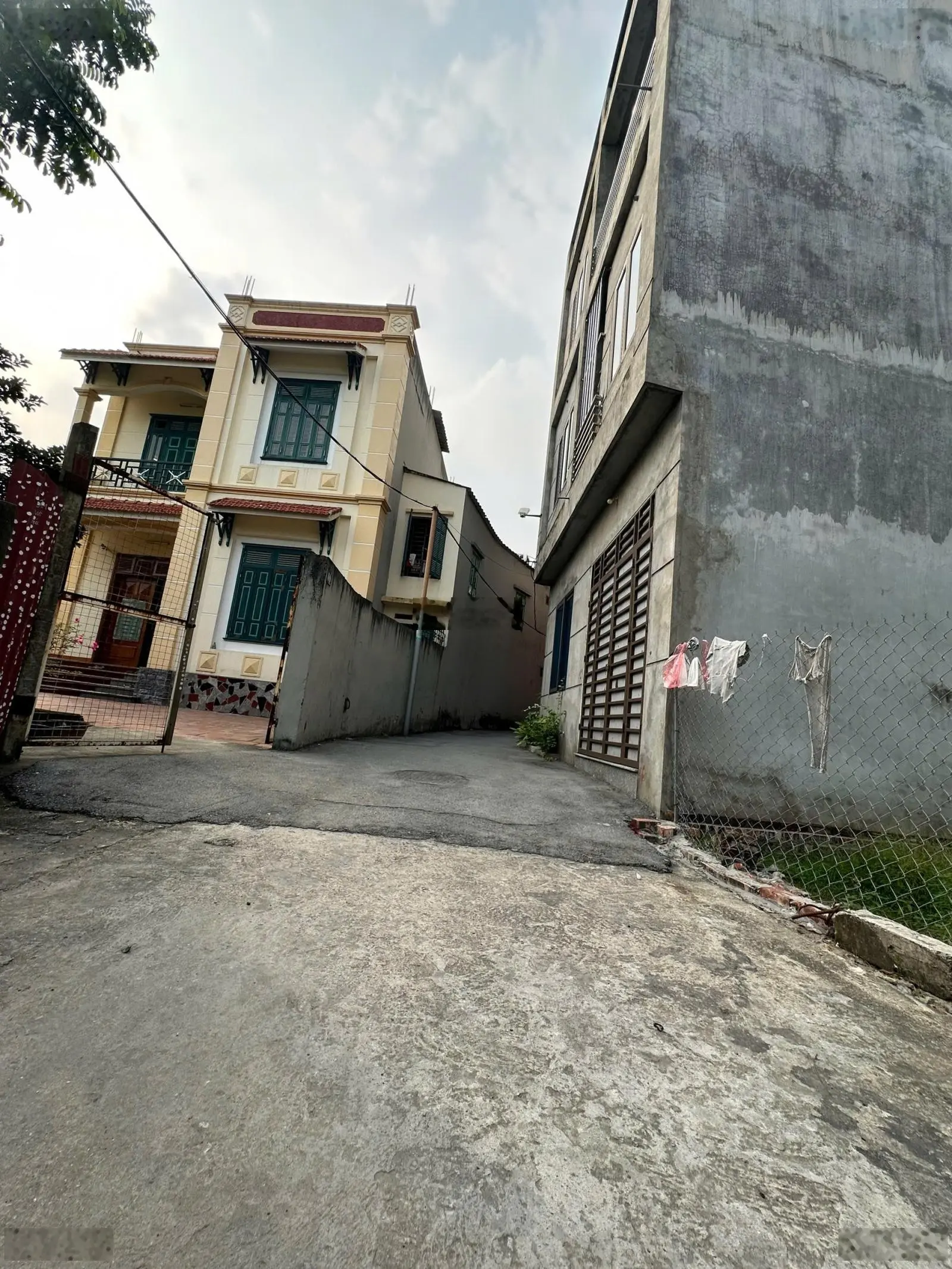 Bán đất Tiên Kha , Tiên Dương , Đông Anh Diên tích 79,4m2 Mặt tiền = Hậu 5m đấy full thổ cư