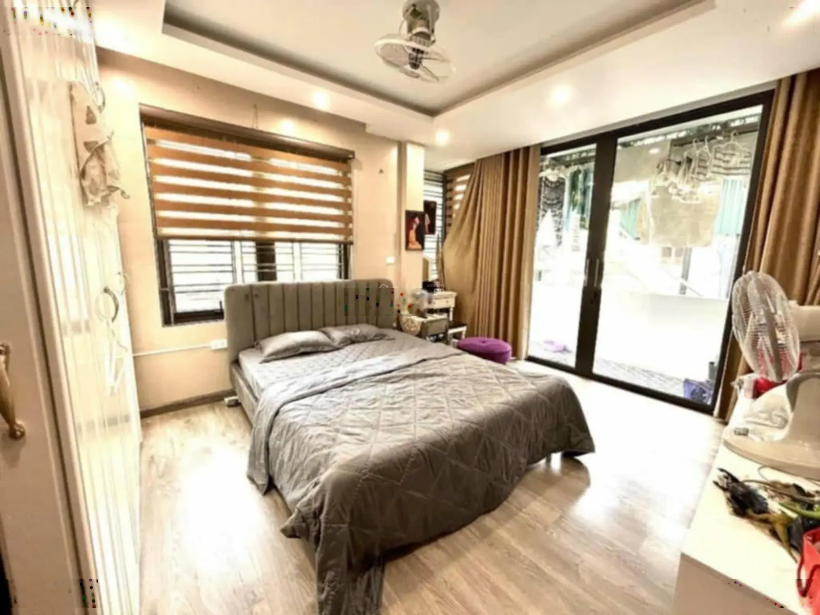 BÁN NHÀ PHỐ CỔ SIÊU ĐẸP ĐÀO DUY TỪ, DT:36MX5TẦNG, MT: 4,5M, GIÁ CHỈ: 13,9TỶ.