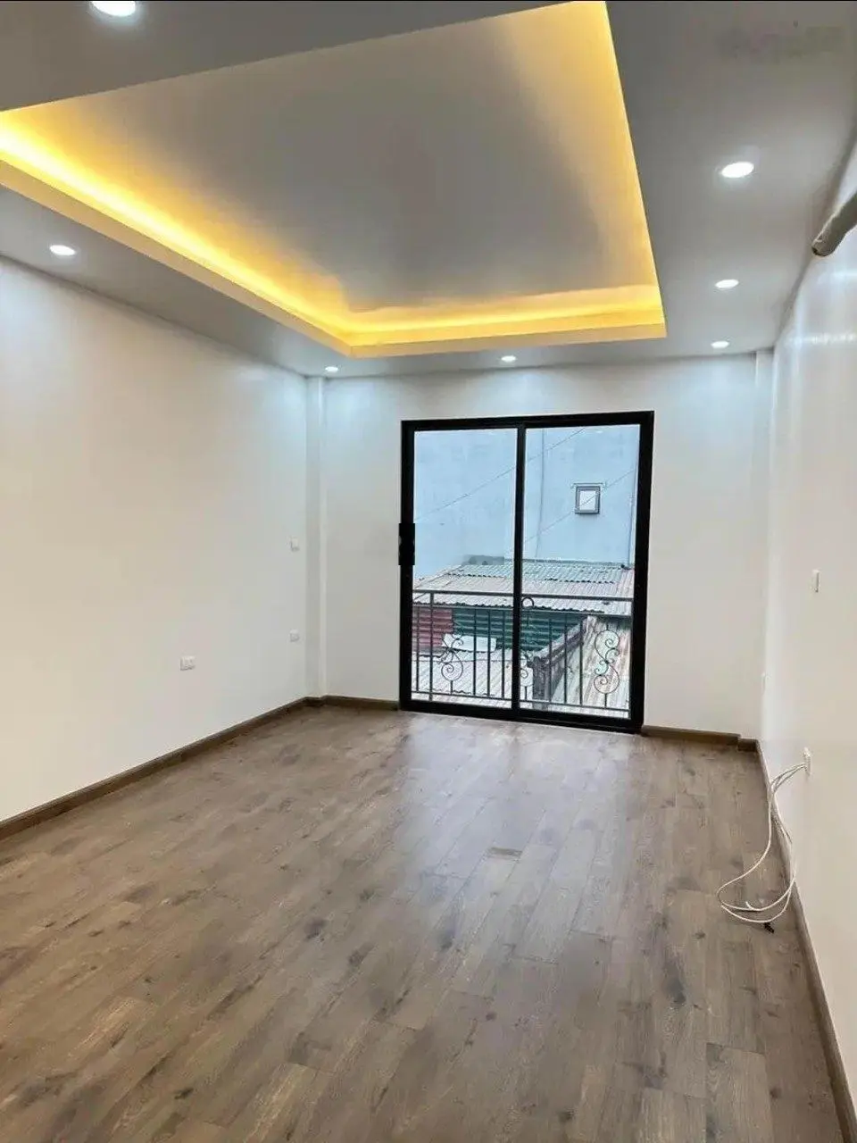 Giá 2,9 tỷ đường gần ô tô, 4 căn nhà liền kề tại ngã tư Trôi - Hoài Đức