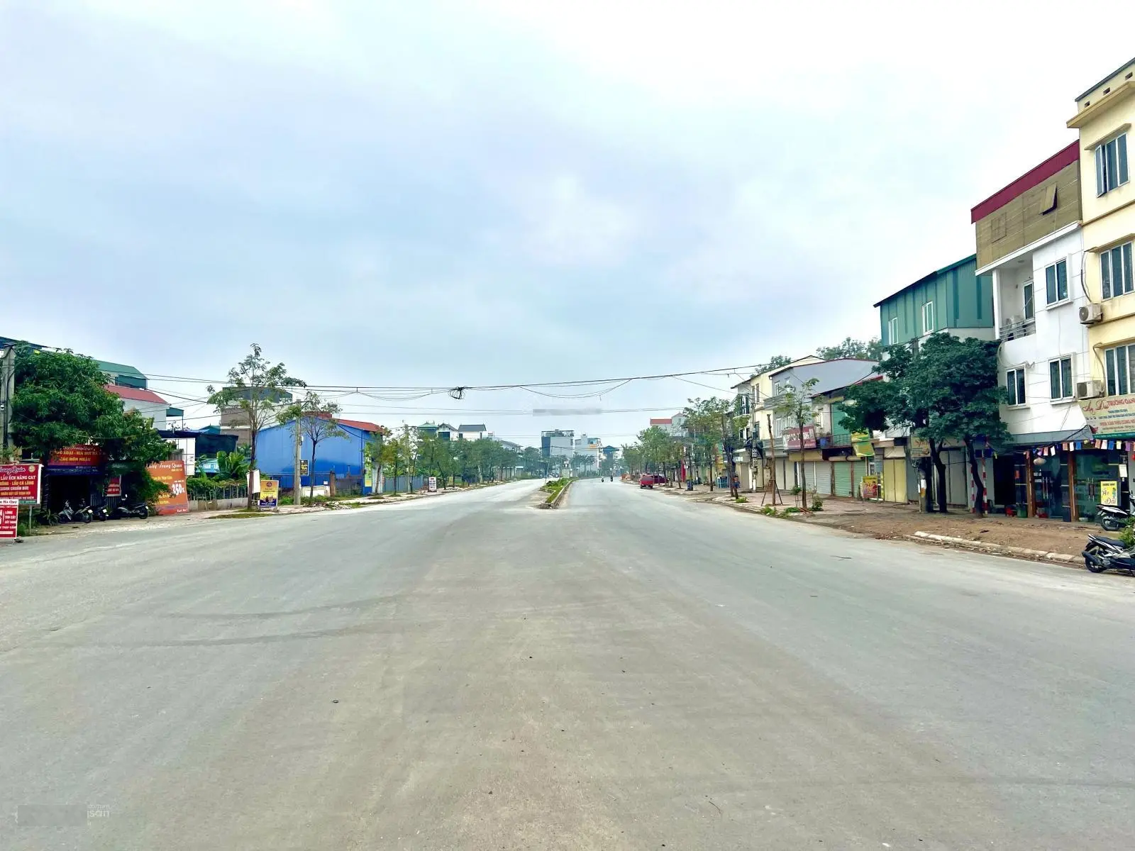 Chính chủ bán. Mặt đg. 40m. Lại yên
