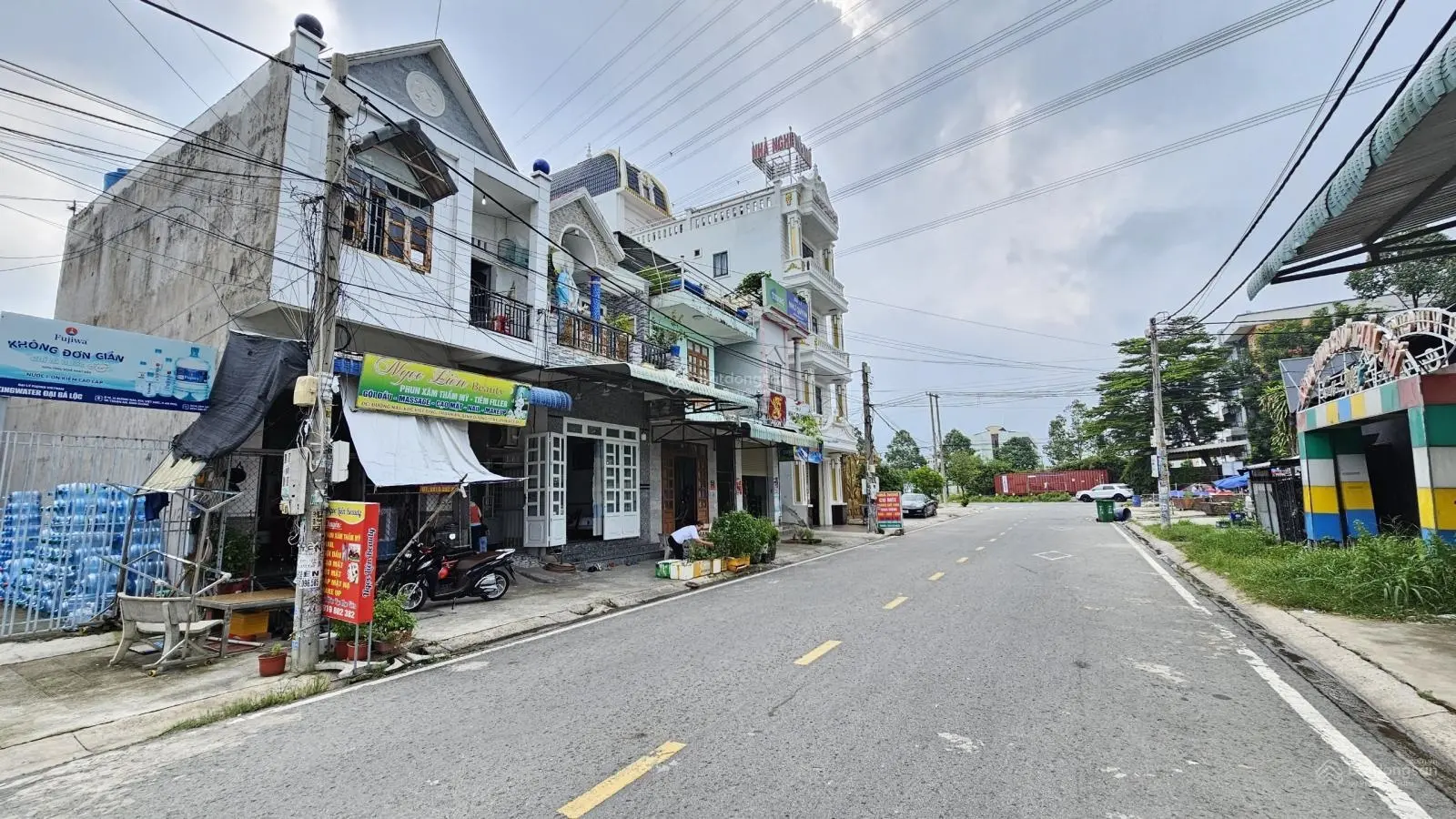 3 tỷ 950 bán đất mặt tiền đường NA5 KDC Việt Sing, P. Thuận Giao, Thuận An