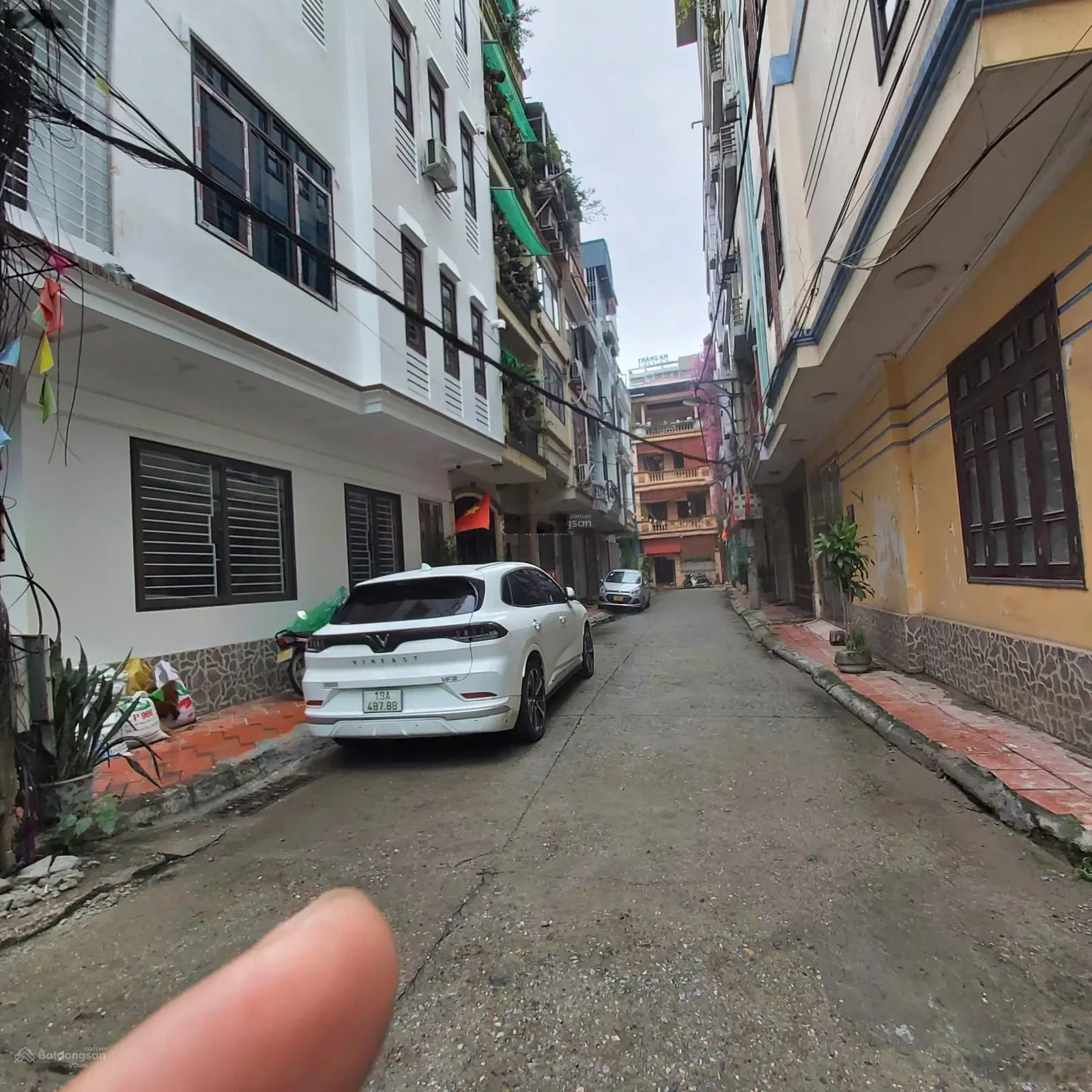 P/L Q/ĐỘI PHÙNG CHÍ KIÊN - VỊ TRÍ VÀNG - Ô TÔ TRÁNH - LÔ GÓC 2 THOÁNG - 55M-6T-MT5,2 - GIÁ 17,9 TỶ