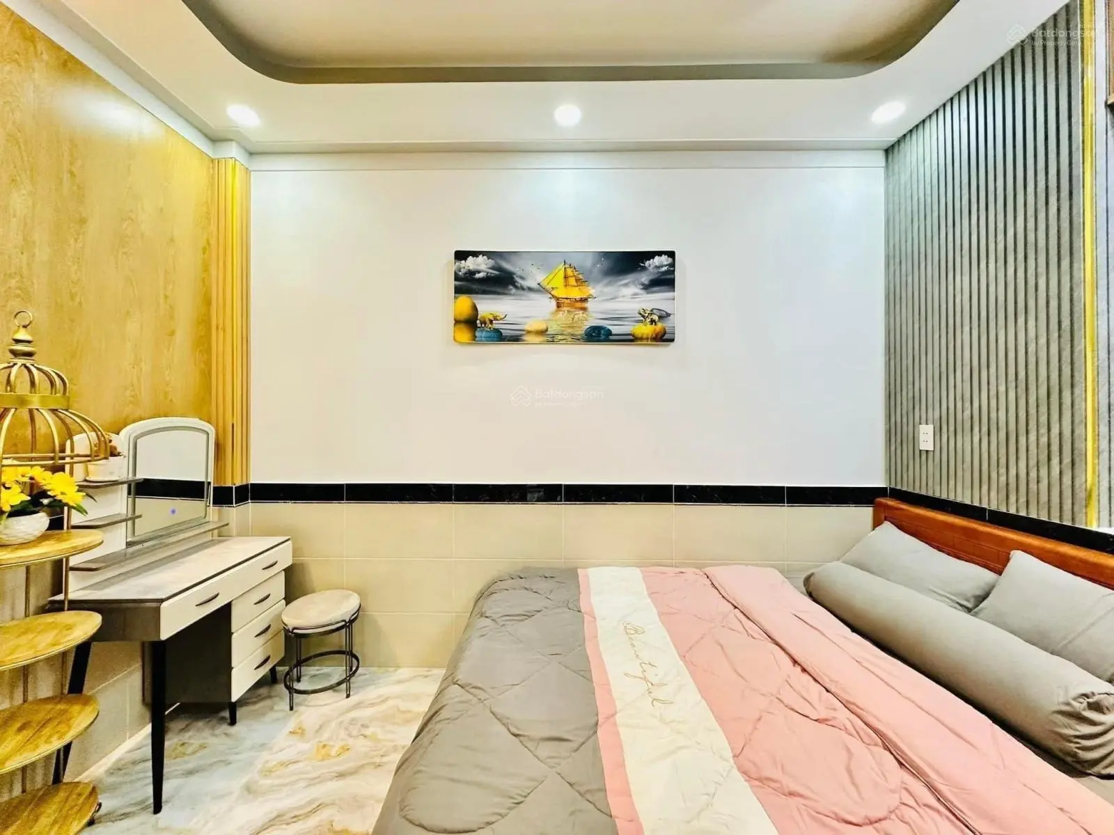 Bán GẤP nhà Nguyễn Thị Thập, Q.7, DT: 50.7(4.3x11.8), HXH, SHR, nội thất, GIÁ: 3ti3 Thái 0947489255
