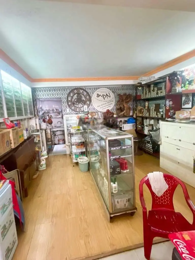 Hẻm xe tải, 61m2, ngang đẹp 4m, đường Thoại Ngọc Hầu, Tân Phú, 7.9 tỷ.