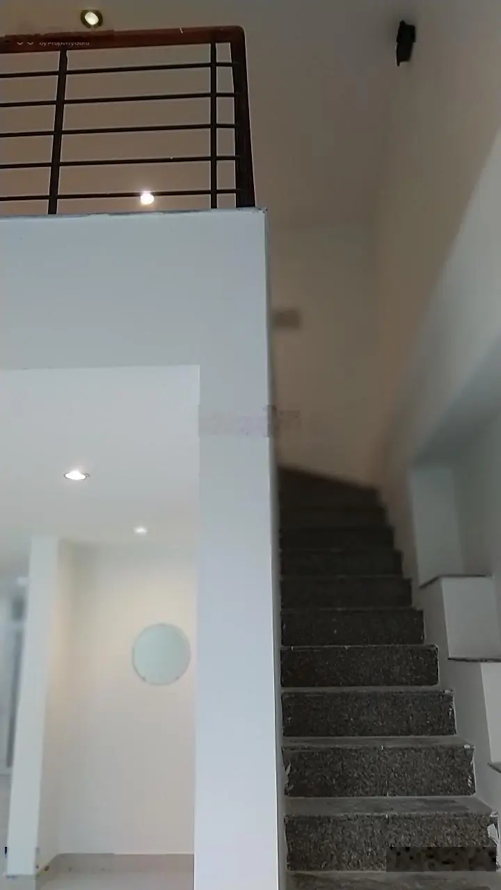 Shophouse đẹp giá tốt tại Võ Đình Apartment kinh doanh ngay, nhiều tiện ích, giá chỉ 3,5 tỷ