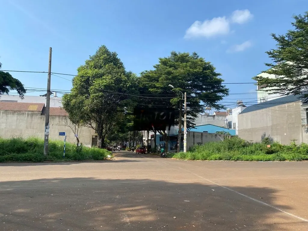 Lô góc 2 mt trung tâm phố- gần bệnh viện thiện hanh- trường nguyễn du