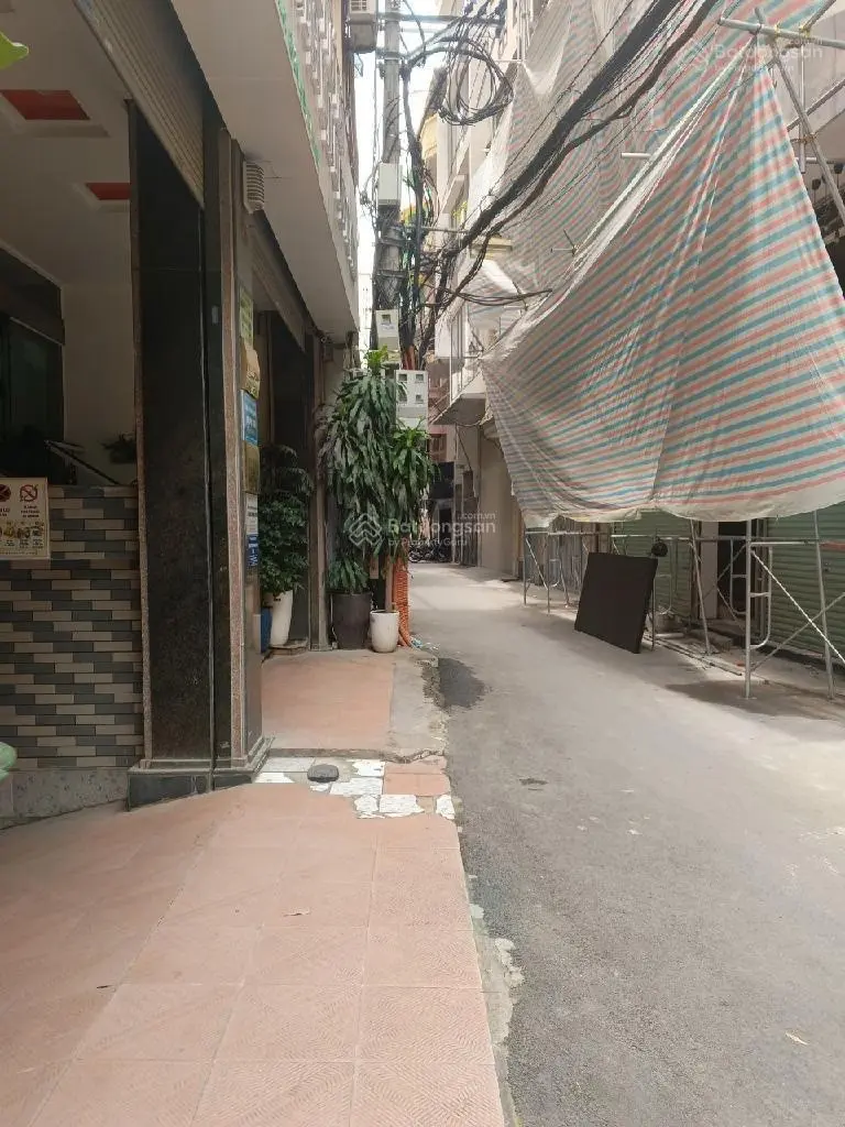 15M ra đường 3 ô tô tránh. Nhà mới 3 năm ở ngay. Sổ nở hậu. Ngõ đẹp yên tĩnh. Dân sinh đinh Giá TL.