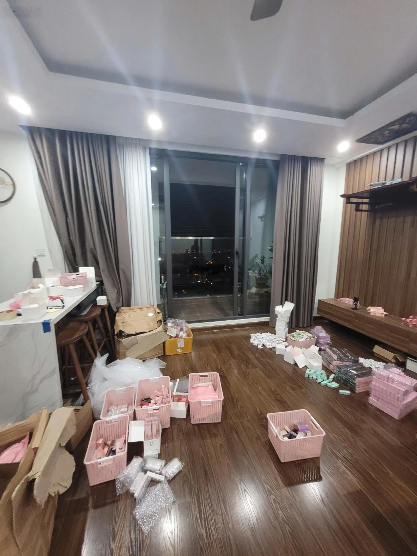 Cần bán nhanh căn hộ siêu hiếm tại thời điểm này. Kiếm đâu ra căn hộ tầng trung, ban công hướng mát