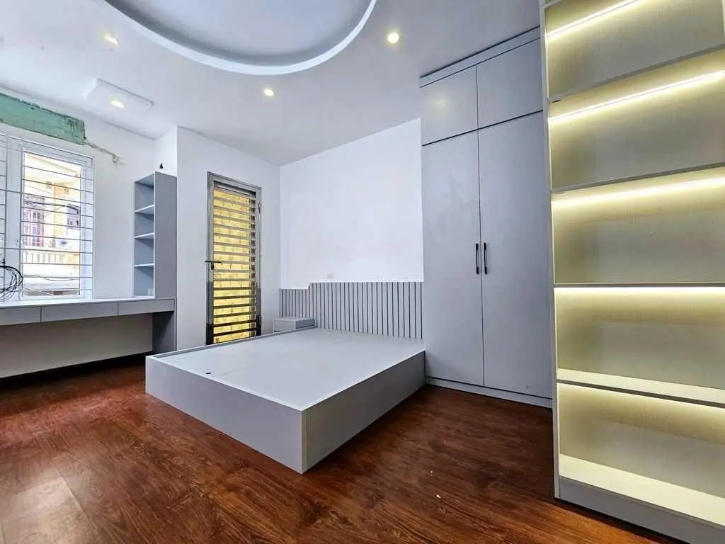 Cần bán nhanh nhà mặt ngõ Xuân Đỉnh ngõ thông ô tô kinh doanh. DT 32m2 MT 4.2m vuông đẹp, giá 6,6tỷ