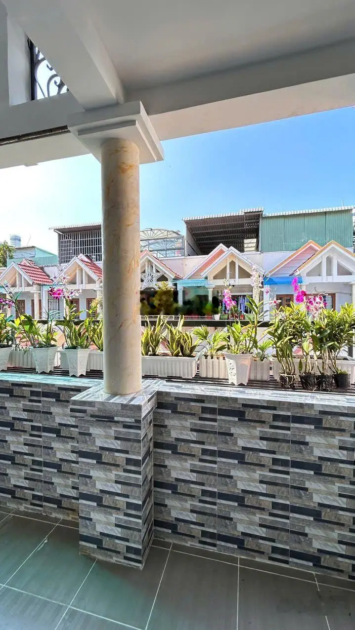 Bán gấp nhà riêng tại đường thạnh xuân 25, giá 4,95 tỷ vnd, 52 m2, full nội thất