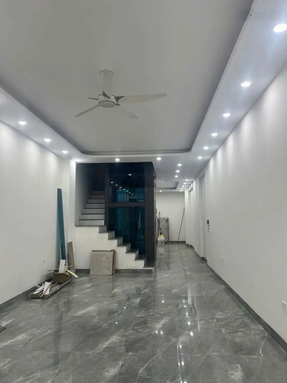 Phân lô vỉa hè kđt văn phú oto tránh gara thang máy kinh doanh đỉnh giá 24