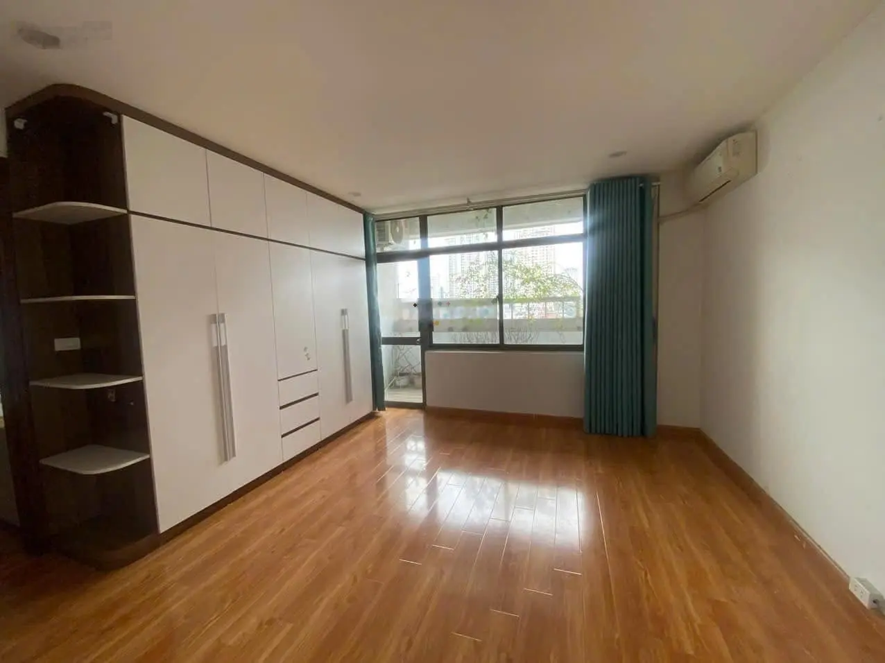 Bác hàng xóm gửi bán căn hộ 98.6m2 tại tòa A Sông Nhuệ full nội thất giá 3.55 tỷ. alo 0845 994 ***
