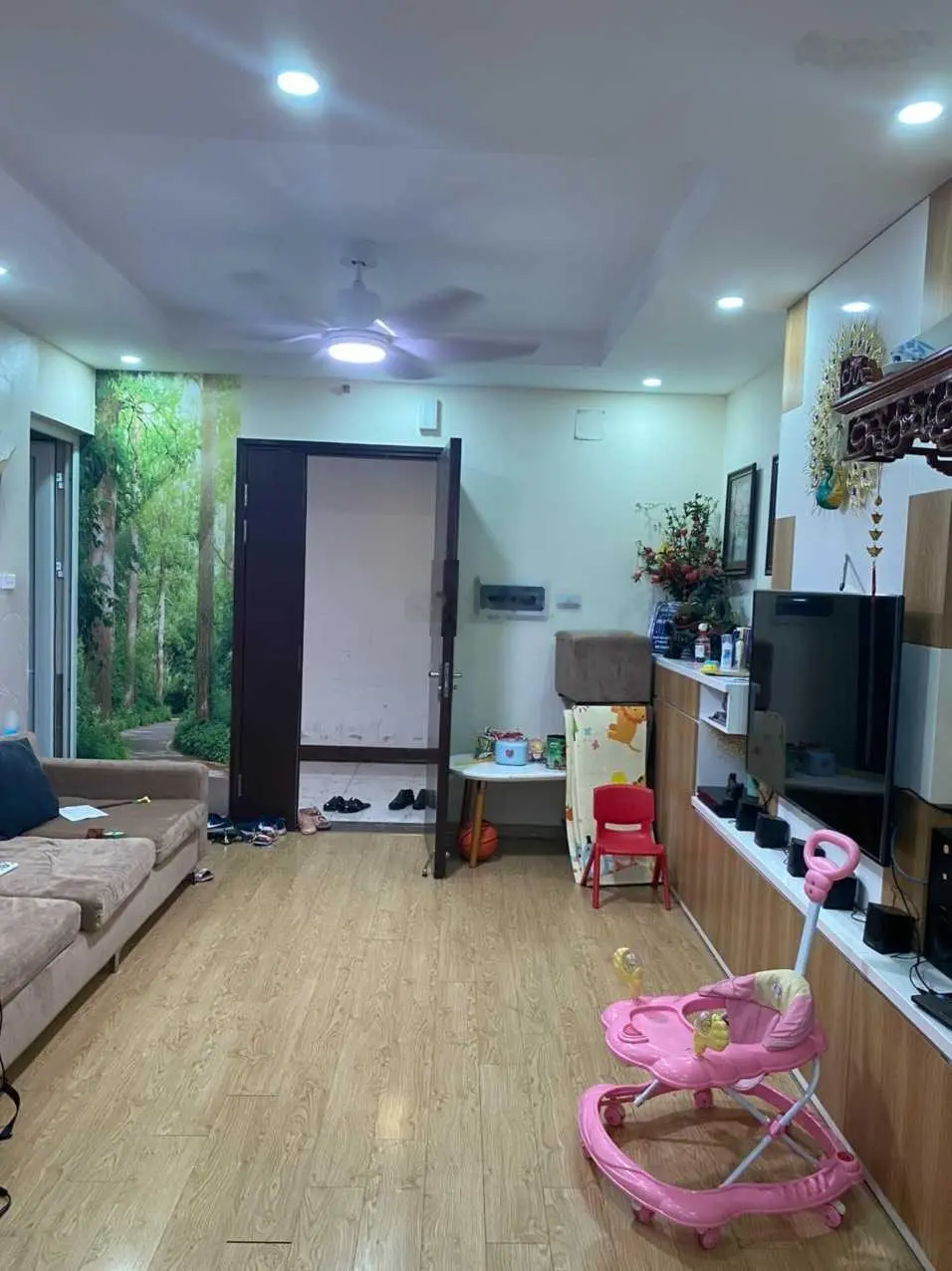 Gia đình cần tiền bán gấp căn 69m 2ng full nội thất tại chung cư Athena complex giá chỉ 2550 triệu