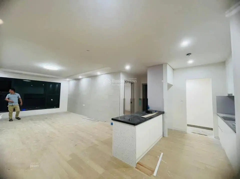 Chủ nhà cần bán gấp căn 117m2 La Casta Văn Phú Hà Đông 3PN tầng đẹp giá 6,1tỷ LH 0989 388 ***